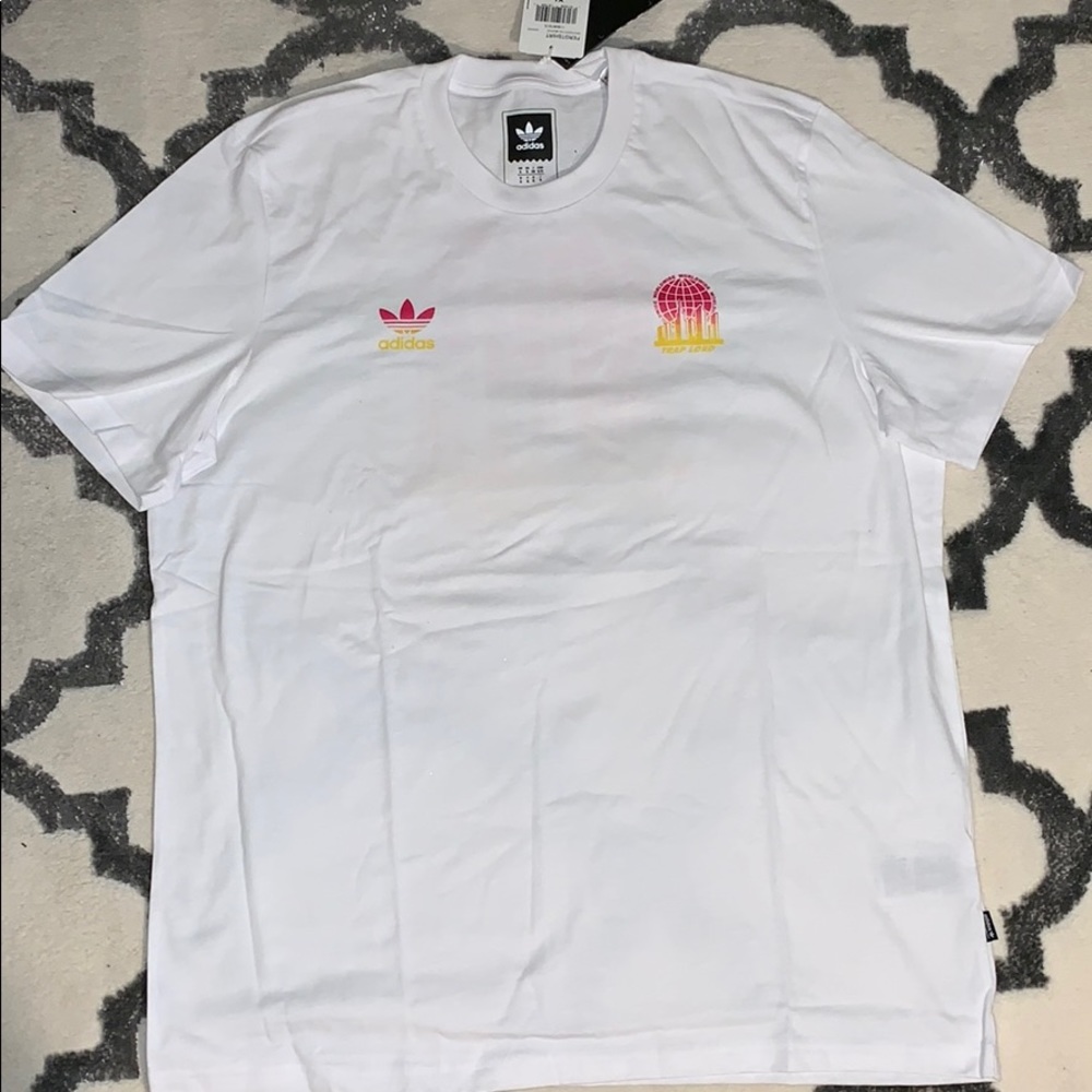 ADIDAS T SHIRT